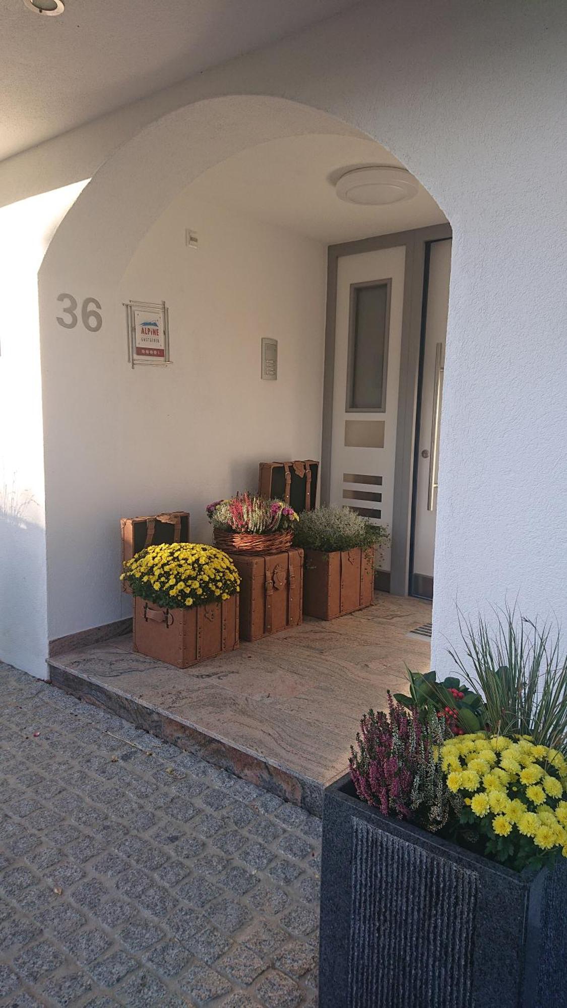 Gaestehaus Weber Oberperfuss Exterior foto